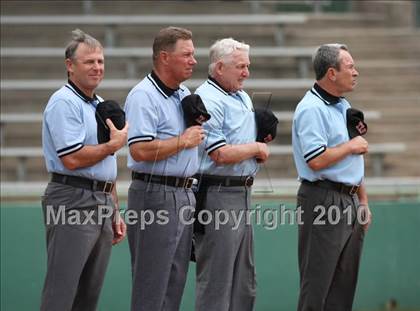 Thumbnail 3 in Bowie vs San Antonio Reagan (Texas 5A Region IV Playoffs) photogallery.
