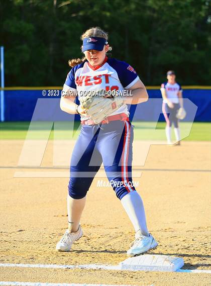 Thumbnail 3 in Croatan @ West Carteret photogallery.