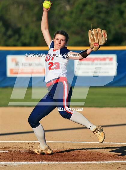 Thumbnail 3 in Croatan @ West Carteret photogallery.