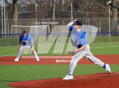 Thumbnail 1 in Nichols @ Kenmore West photogallery.