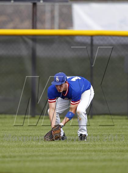 Thumbnail 3 in Hixson vs. Red Bank (TSSAA District 6 AA Playoff) photogallery.
