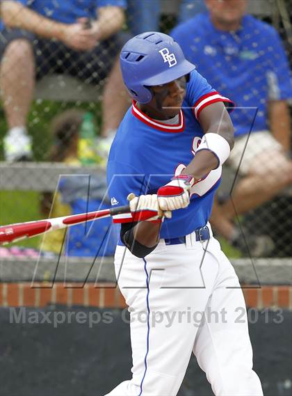 Thumbnail 3 in Hixson vs. Red Bank (TSSAA District 6 AA Playoff) photogallery.