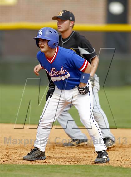 Thumbnail 1 in Hixson vs. Red Bank (TSSAA District 6 AA Playoff) photogallery.