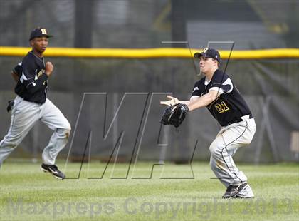 Thumbnail 1 in Hixson vs. Red Bank (TSSAA District 6 AA Playoff) photogallery.