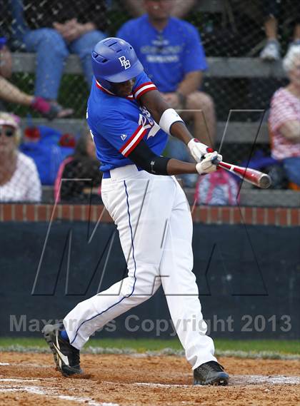 Thumbnail 3 in Hixson vs. Red Bank (TSSAA District 6 AA Playoff) photogallery.