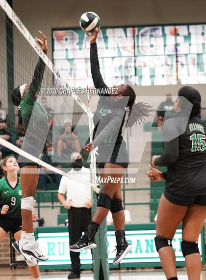 Thumbnail 3 in Ellison @ Rudder photogallery.