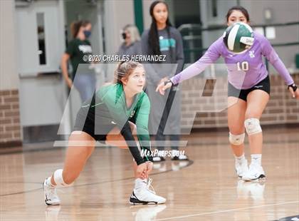 Thumbnail 2 in Ellison @ Rudder photogallery.