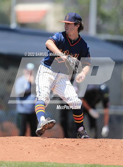 Thumbnail 2 in Thousand Oaks @ Chatsworth photogallery.