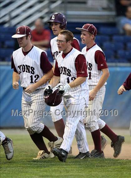 Thumbnail 3 in Lyons vs. Cuba-Rushford (Section 5 Class C Final) photogallery.