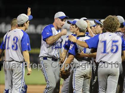 Thumbnail 2 in Lyons vs. Cuba-Rushford (Section 5 Class C Final) photogallery.