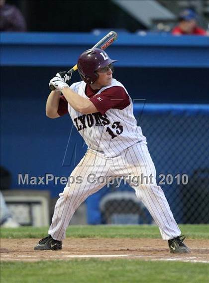 Thumbnail 2 in Lyons vs. Cuba-Rushford (Section 5 Class C Final) photogallery.