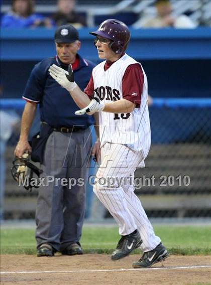 Thumbnail 3 in Lyons vs. Cuba-Rushford (Section 5 Class C Final) photogallery.