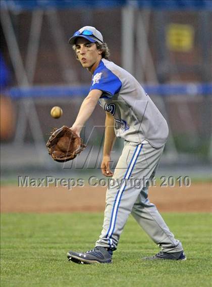 Thumbnail 1 in Lyons vs. Cuba-Rushford (Section 5 Class C Final) photogallery.