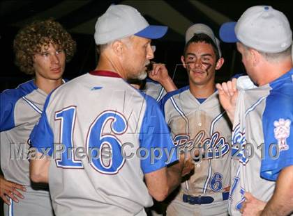 Thumbnail 3 in Lyons vs. Cuba-Rushford (Section 5 Class C Final) photogallery.