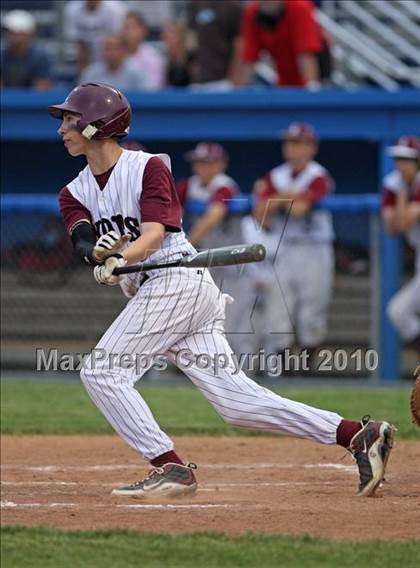 Thumbnail 1 in Lyons vs. Cuba-Rushford (Section 5 Class C Final) photogallery.