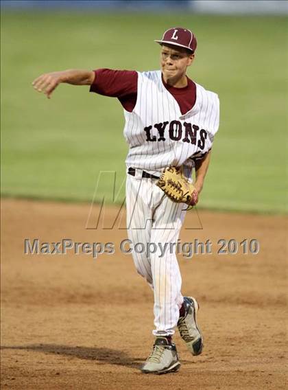Thumbnail 1 in Lyons vs. Cuba-Rushford (Section 5 Class C Final) photogallery.