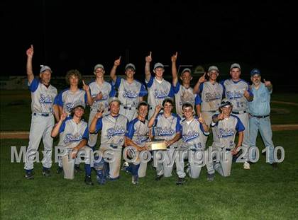 Thumbnail 2 in Lyons vs. Cuba-Rushford (Section 5 Class C Final) photogallery.