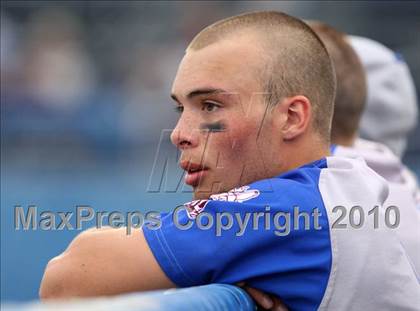 Thumbnail 3 in Lyons vs. Cuba-Rushford (Section 5 Class C Final) photogallery.