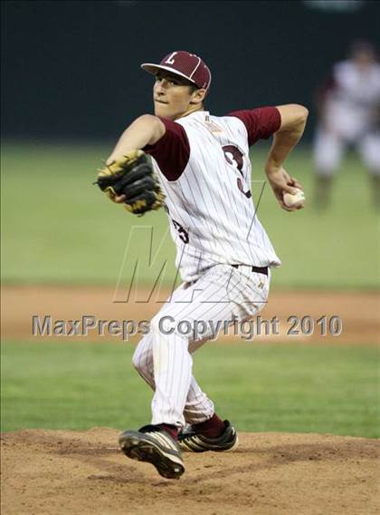 Thumbnail 1 in Lyons vs. Cuba-Rushford (Section 5 Class C Final) photogallery.