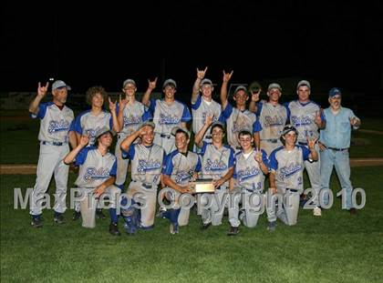 Thumbnail 3 in Lyons vs. Cuba-Rushford (Section 5 Class C Final) photogallery.