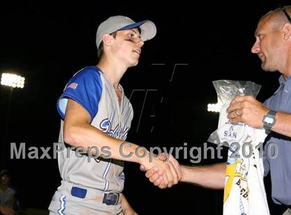 Thumbnail 3 in Lyons vs. Cuba-Rushford (Section 5 Class C Final) photogallery.