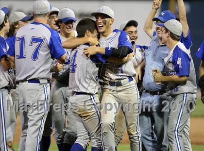 Thumbnail 1 in Lyons vs. Cuba-Rushford (Section 5 Class C Final) photogallery.