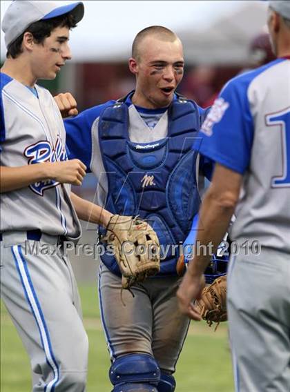 Thumbnail 3 in Lyons vs. Cuba-Rushford (Section 5 Class C Final) photogallery.
