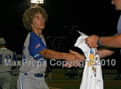 Thumbnail 1 in Lyons vs. Cuba-Rushford (Section 5 Class C Final) photogallery.