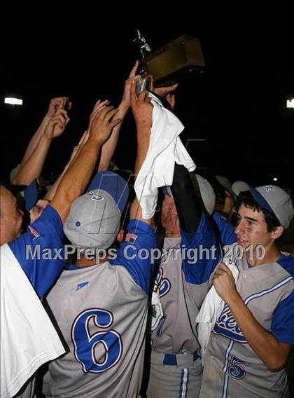 Thumbnail 1 in Lyons vs. Cuba-Rushford (Section 5 Class C Final) photogallery.