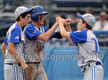 Thumbnail 2 in Lyons vs. Cuba-Rushford (Section 5 Class C Final) photogallery.