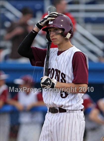 Thumbnail 1 in Lyons vs. Cuba-Rushford (Section 5 Class C Final) photogallery.