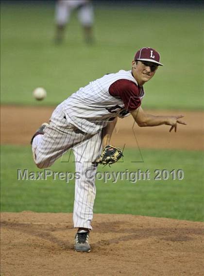 Thumbnail 1 in Lyons vs. Cuba-Rushford (Section 5 Class C Final) photogallery.
