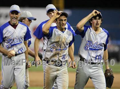 Thumbnail 3 in Lyons vs. Cuba-Rushford (Section 5 Class C Final) photogallery.
