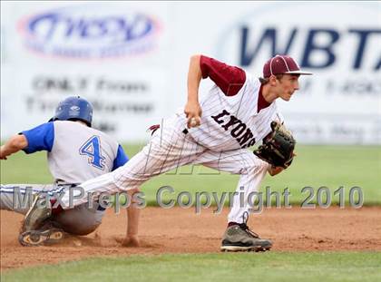 Thumbnail 2 in Lyons vs. Cuba-Rushford (Section 5 Class C Final) photogallery.