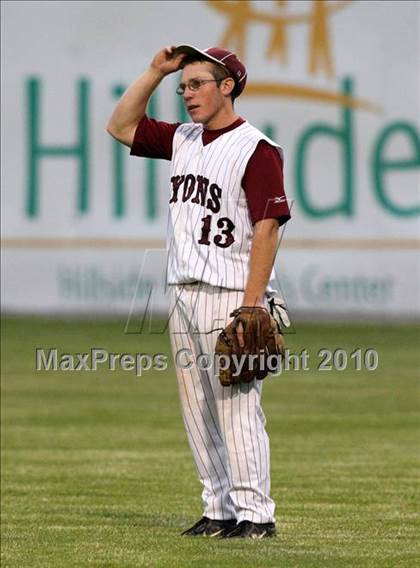 Thumbnail 1 in Lyons vs. Cuba-Rushford (Section 5 Class C Final) photogallery.