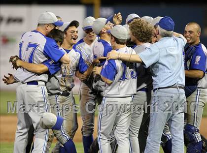 Thumbnail 1 in Lyons vs. Cuba-Rushford (Section 5 Class C Final) photogallery.