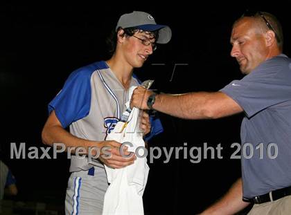 Thumbnail 1 in Lyons vs. Cuba-Rushford (Section 5 Class C Final) photogallery.