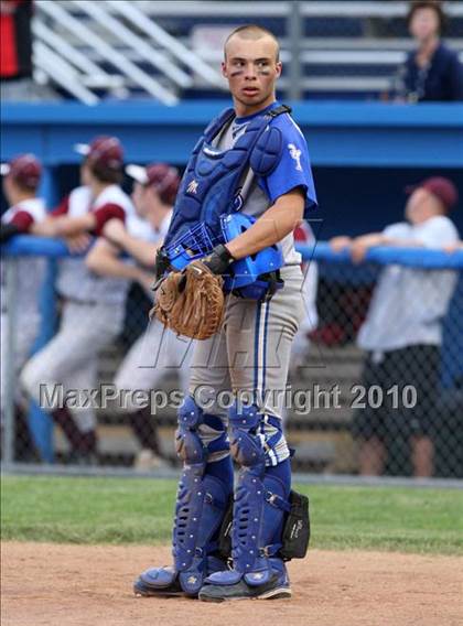 Thumbnail 1 in Lyons vs. Cuba-Rushford (Section 5 Class C Final) photogallery.