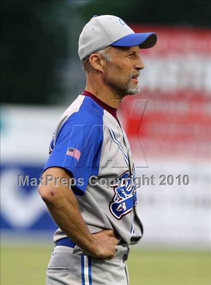 Thumbnail 2 in Lyons vs. Cuba-Rushford (Section 5 Class C Final) photogallery.