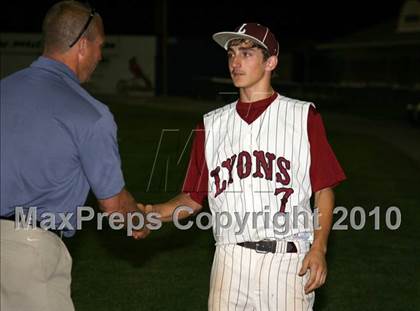 Thumbnail 3 in Lyons vs. Cuba-Rushford (Section 5 Class C Final) photogallery.