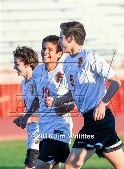 Thumbnail 1 in Desert Vista @ Corona del Sol photogallery.