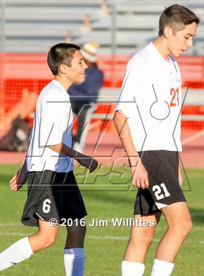 Thumbnail 1 in Desert Vista @ Corona del Sol photogallery.