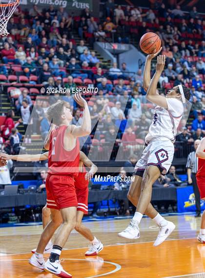 Thumbnail 3 in Tappan Zee vs Binghamton (NYSPHSAA Class AA Semifinal) photogallery.