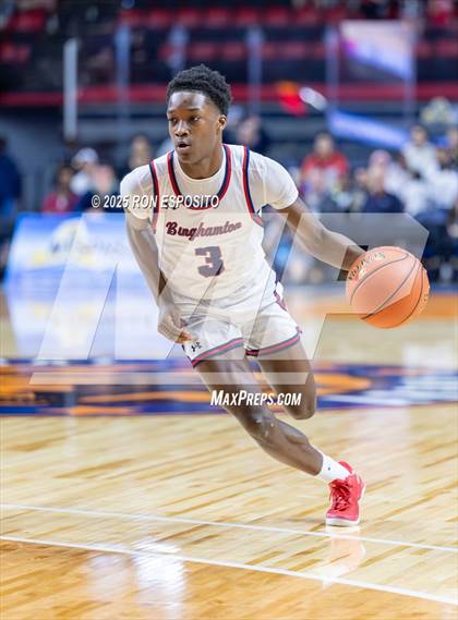 Thumbnail 1 in Tappan Zee vs Binghamton (NYSPHSAA Class AA Semifinal) photogallery.