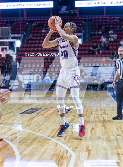 Thumbnail 3 in Tappan Zee vs Binghamton (NYSPHSAA Class AA Semifinal) photogallery.