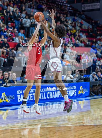 Thumbnail 1 in Tappan Zee vs Binghamton (NYSPHSAA Class AA Semifinal) photogallery.