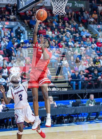 Thumbnail 3 in Tappan Zee vs Binghamton (NYSPHSAA Class AA Semifinal) photogallery.