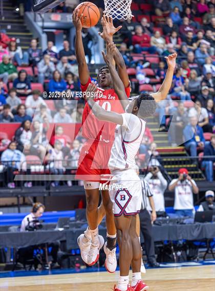 Thumbnail 1 in Tappan Zee vs Binghamton (NYSPHSAA Class AA Semifinal) photogallery.