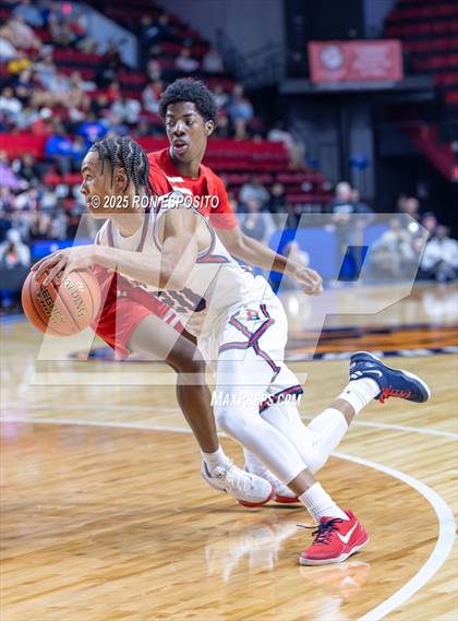 Thumbnail 2 in Tappan Zee vs Binghamton (NYSPHSAA Class AA Semifinal) photogallery.