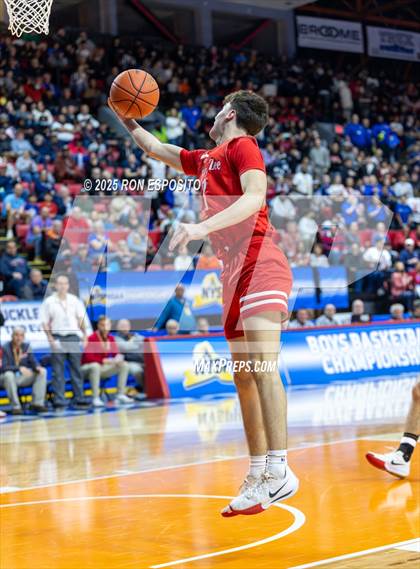 Thumbnail 2 in Tappan Zee vs Binghamton (NYSPHSAA Class AA Semifinal) photogallery.